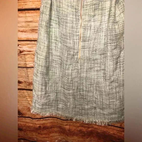 Womens Tweed Sleeveless dress - Picture 9 of 16